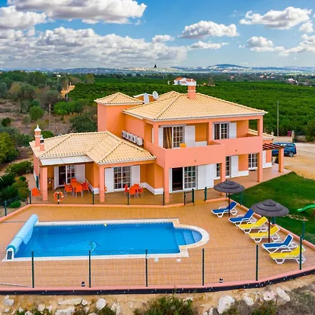 Vila Da Horta *